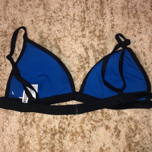 DESIGN LAB Triangle Blue striped bikini top- Large - Picture 4 of 5